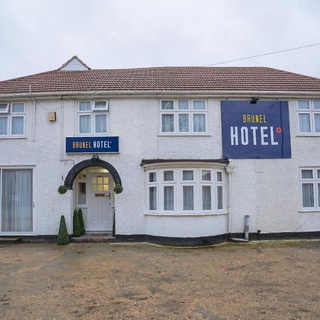 Oyo Brunel Hotel Uxbridge Exterior photo