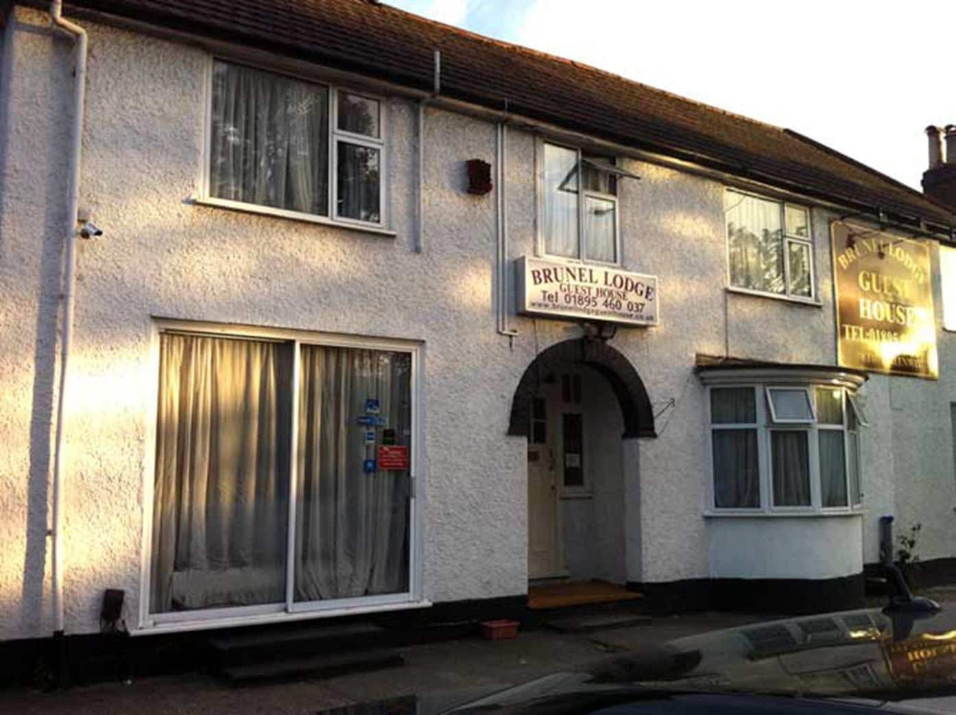 Oyo Brunel Hotel Uxbridge Exterior photo